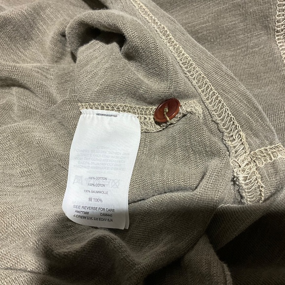J Crew Men’s Henley Tee Long Sleeve Army Green Garment Dyed Cotton Medium M T - Picture 9 of 10